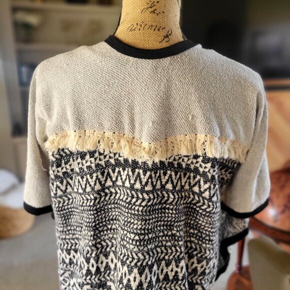 Scrapbook Black & Ivory Open Front Poncho/ Cardigan with Fringe Detail- S - Picture 5 of 9
